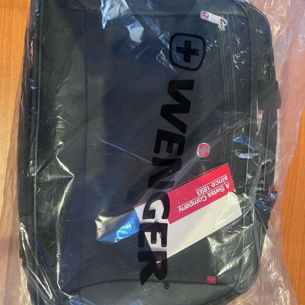 Wenger Mainframe Messenger Bag